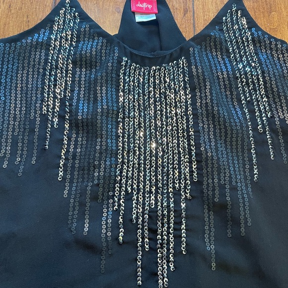 Daytrip, BUCKLE, black sequin tank small - Picture 2 of 3